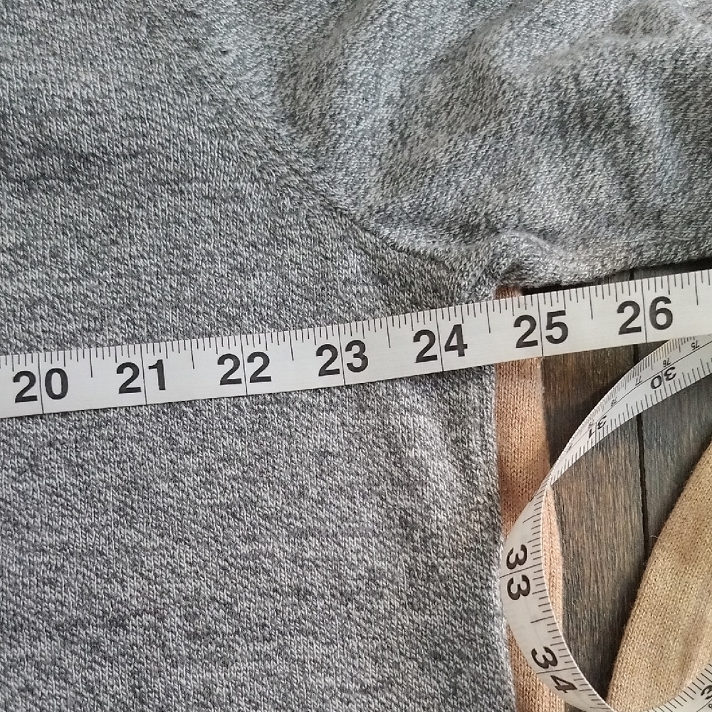 Lot of 3 ST JOHN Mens V Neck Sweaters Chocolate,Gray,Camel Sz XL - Picture 9 of 10